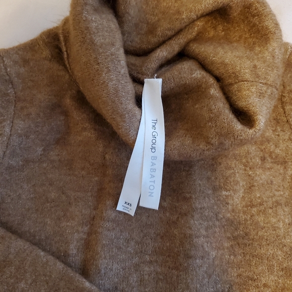 Aritzia The Group By Babaton Adichie Sweater - Picture 2 of 4